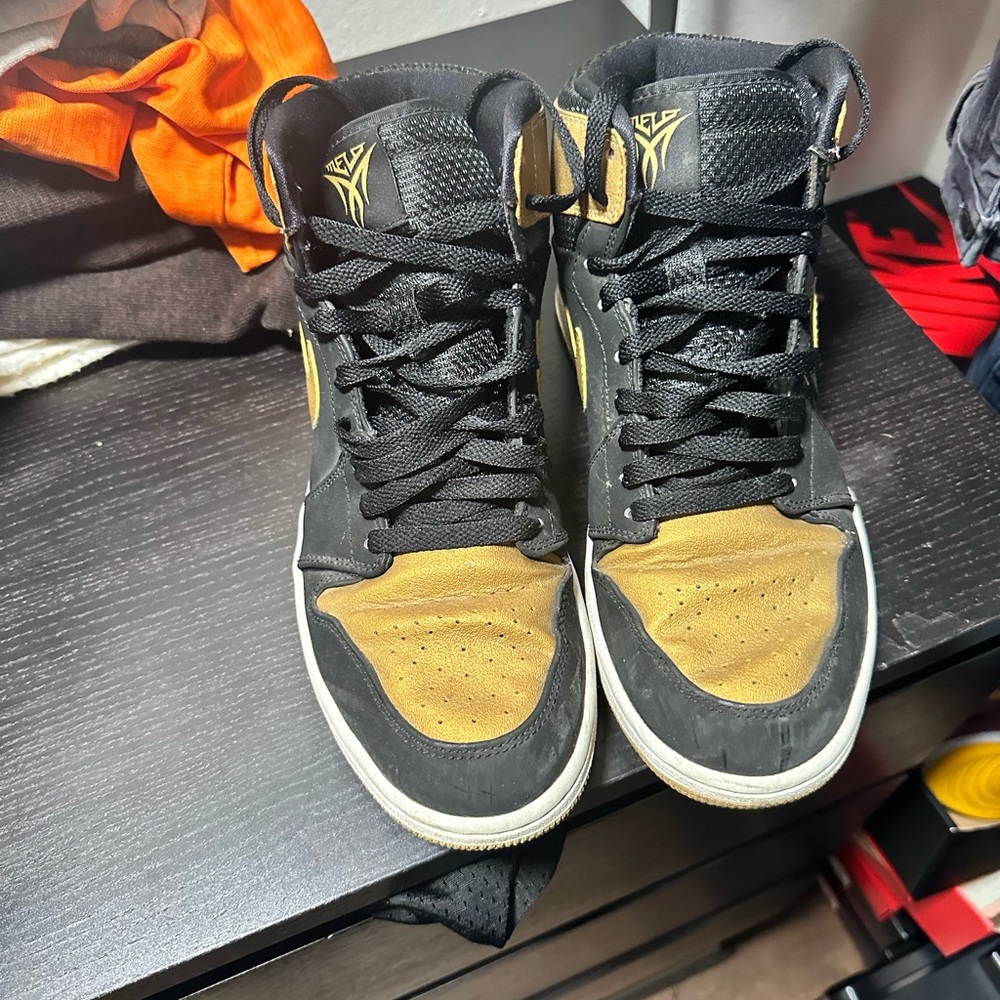 Jordan 1 Melo
